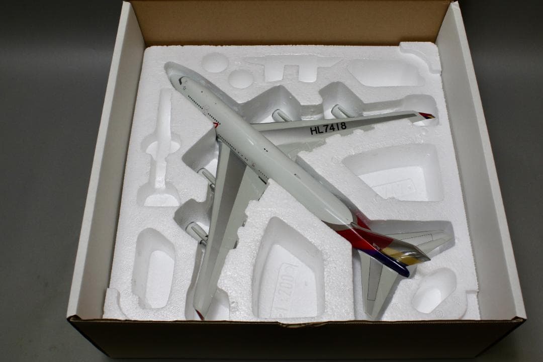 レア Inflight 1/200 アシアナ航空 Asiana B747-400