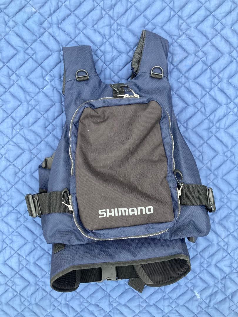 新品✴︎ SHIMANO フローティングベスト　シマノ 釣り✴︎