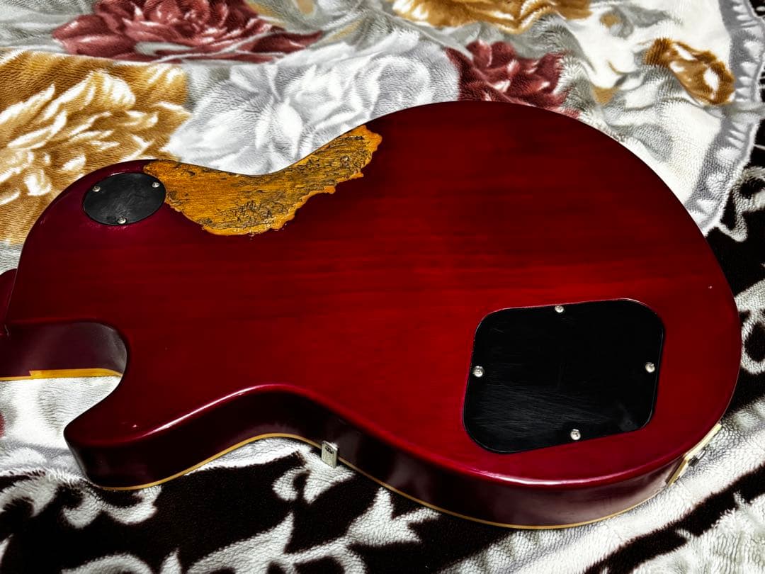ギター Les Paul Cherry red heard relic