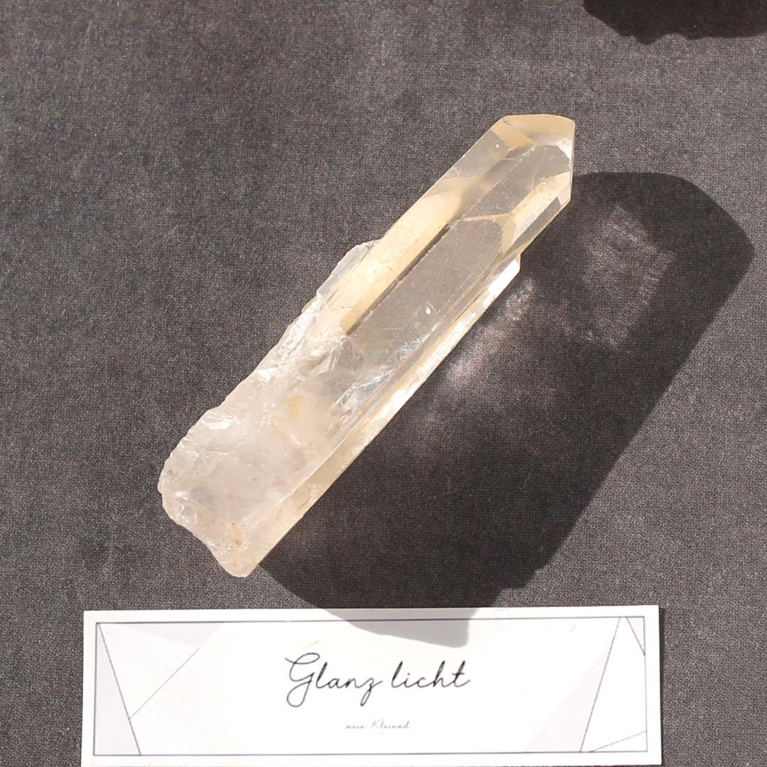 ゴールデンヒーラー クォーツ 原石 水晶 鉱物 希少石 天然石 ツインレイ