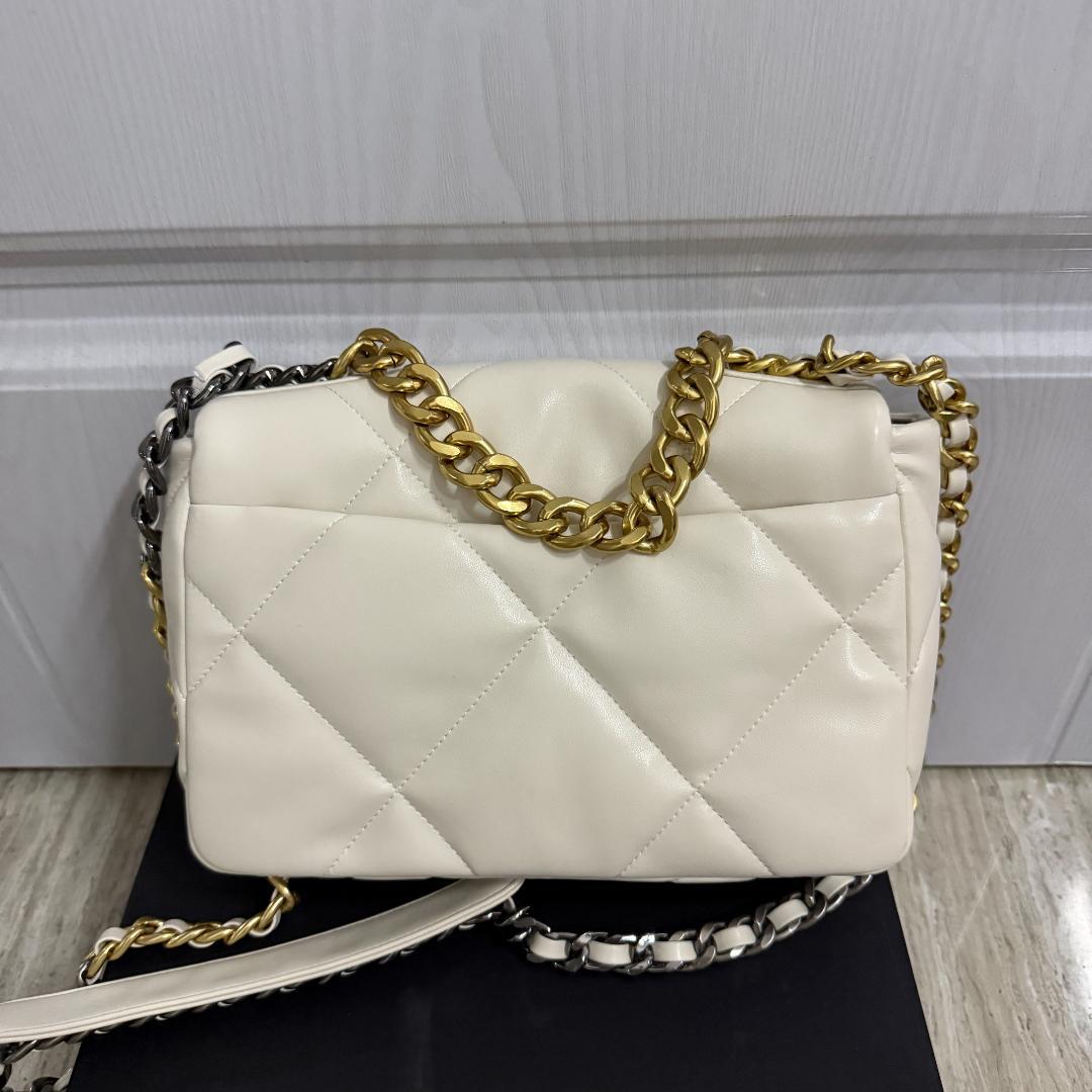 レディース　ショルダーバッグ　正規品