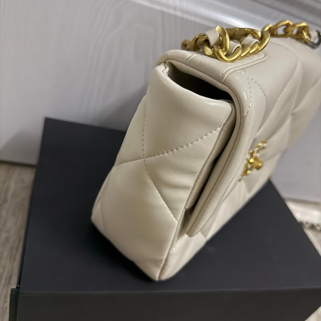 レディース　ショルダーバッグ　正規品