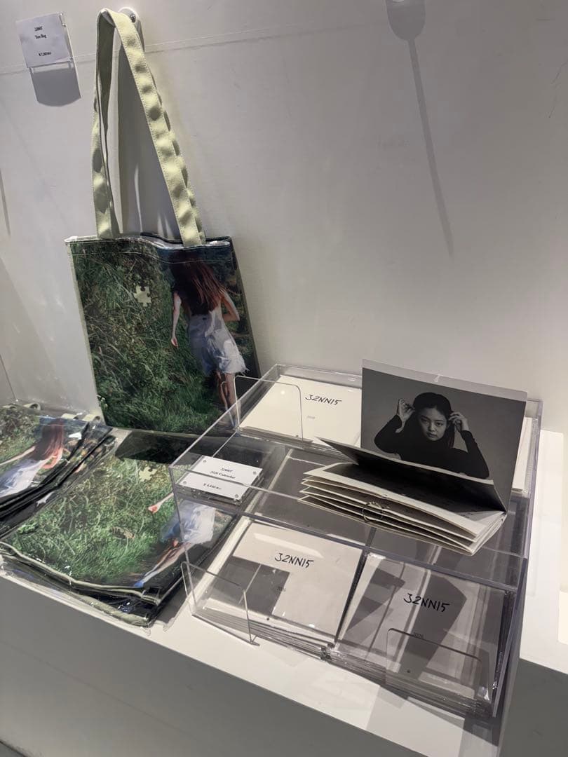 期間限定‼️J2NNI5 写真展限定JENNIE ジェニ トートバッグ