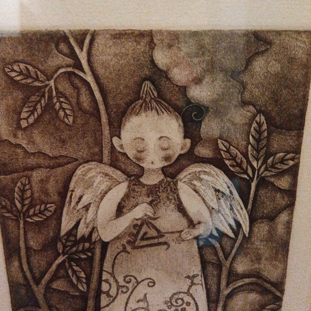 逸見亜古さん銅版画 天使にお願い　逸見亞古モスグリーン木製 額縁