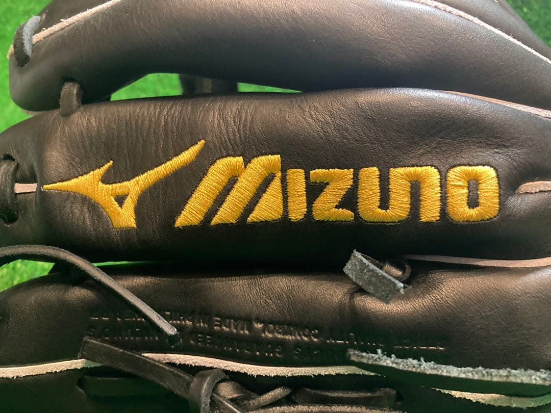 【型付済・美品】ミズノ メジャースタイル 一般軟式用 内野手用 グラブ MLB