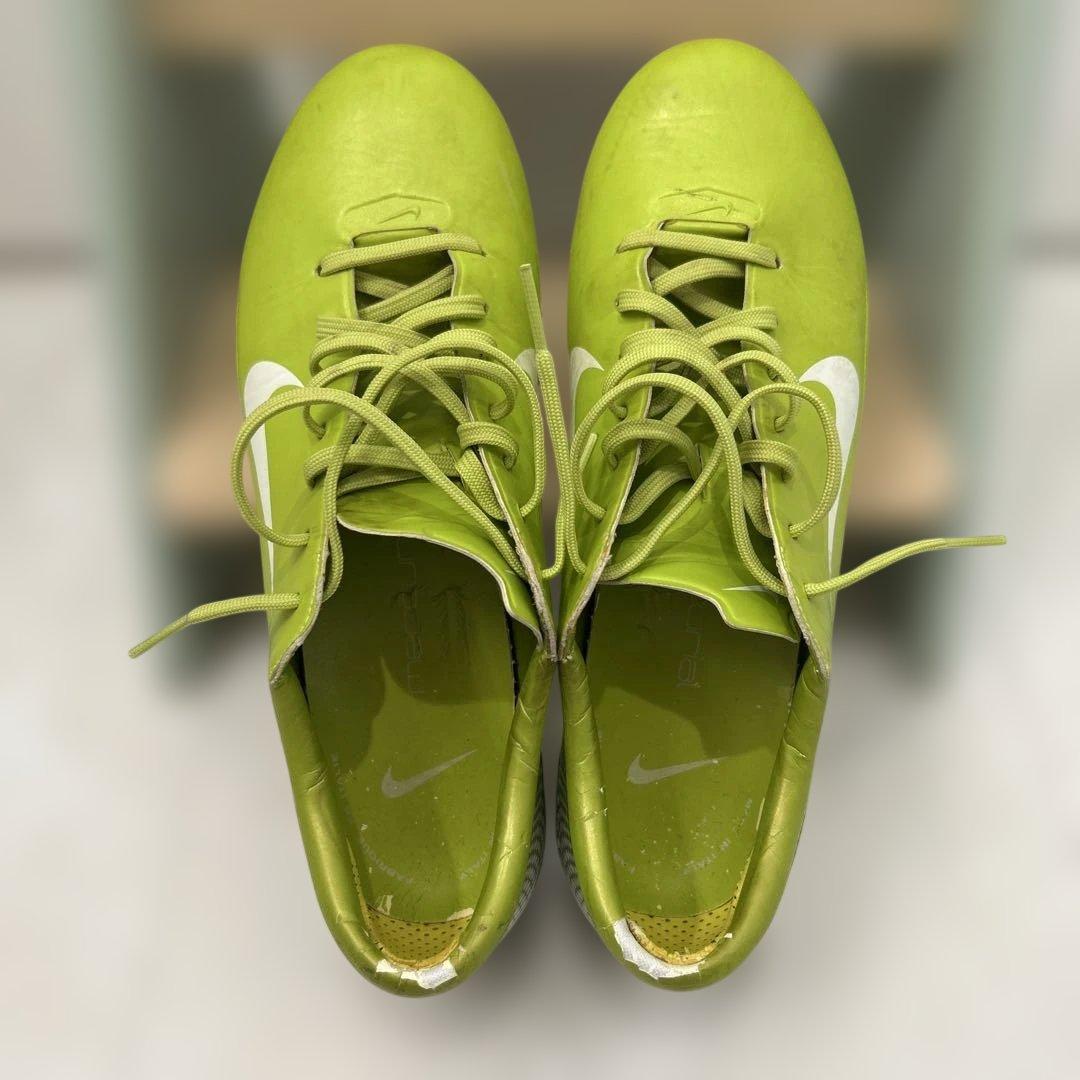 ●Nike サッカーシューズ ライムグリーン