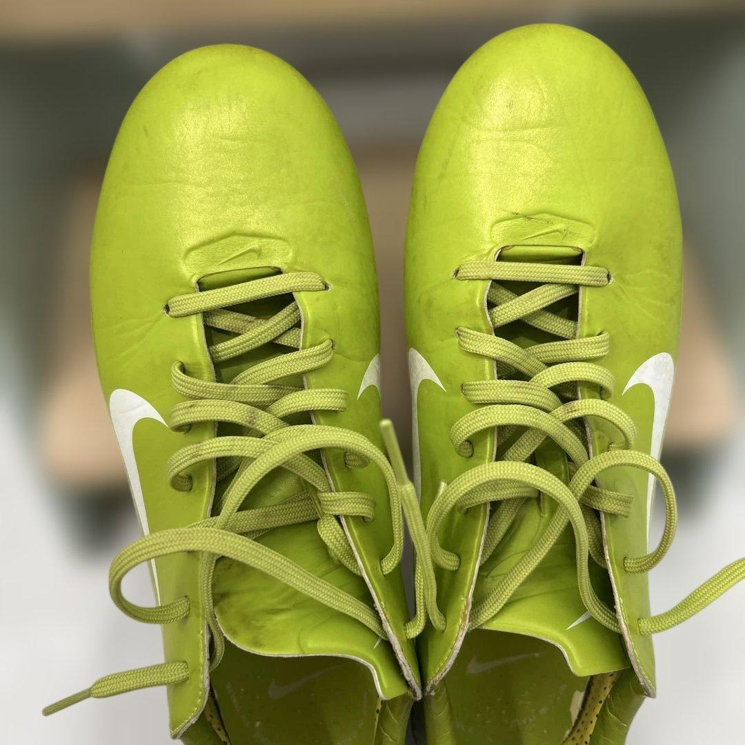 ●Nike サッカーシューズ ライムグリーン