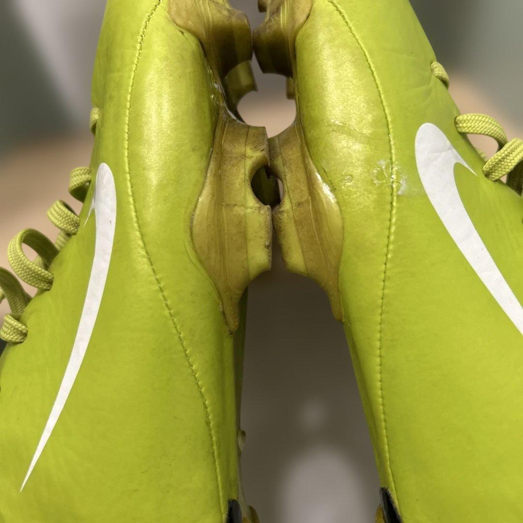 ●Nike サッカーシューズ ライムグリーン
