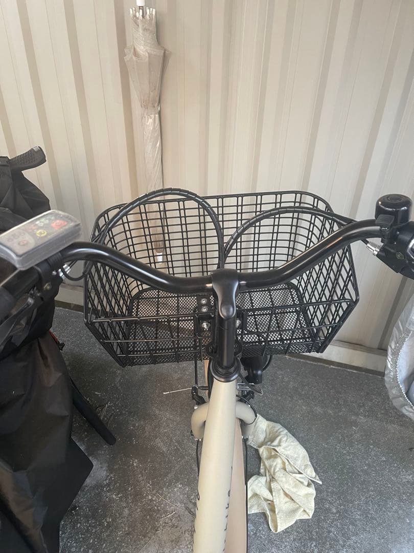 【ほぼ新品】電動アシスト自転車26インチ シマノ6段変速 後輪ロック鍵【横浜市】