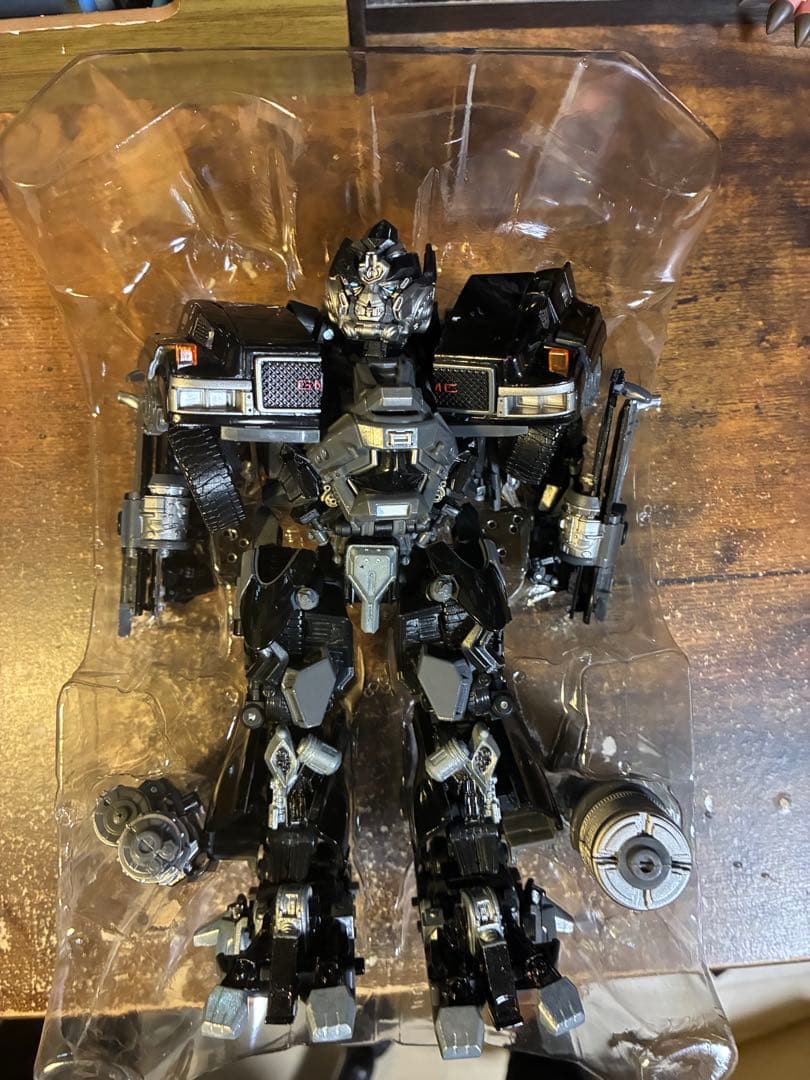 トランスフォーマー　MPM-6 アイアンハイド　マスターピース　正規品