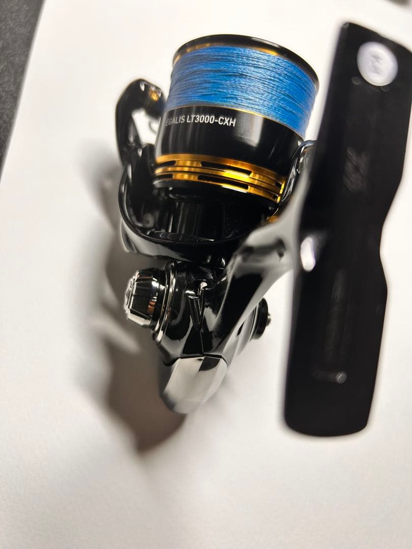 Daiwa 23レガリス LT3000-CXH スピニングリール peライン付き