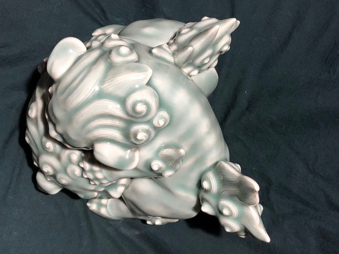 青磁　伊万里　有田　平戸　陶器製 獅子犬 置物 インテリア