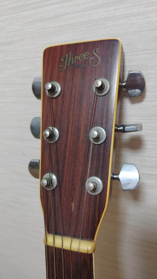 ギター ThreeS W-200