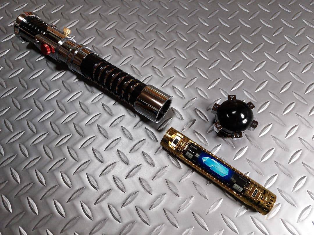 カスタムライトセーバー【EP1Obi-WanV2 Variant】XENO3新品