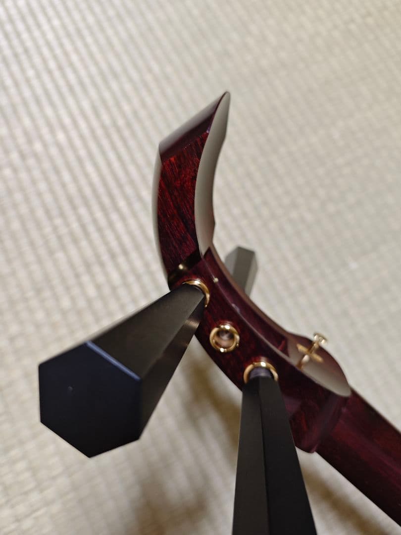 美品 津軽三味線 太棹 紅木 二本溝 べっ甲 バチ 駒 ケース 和楽器