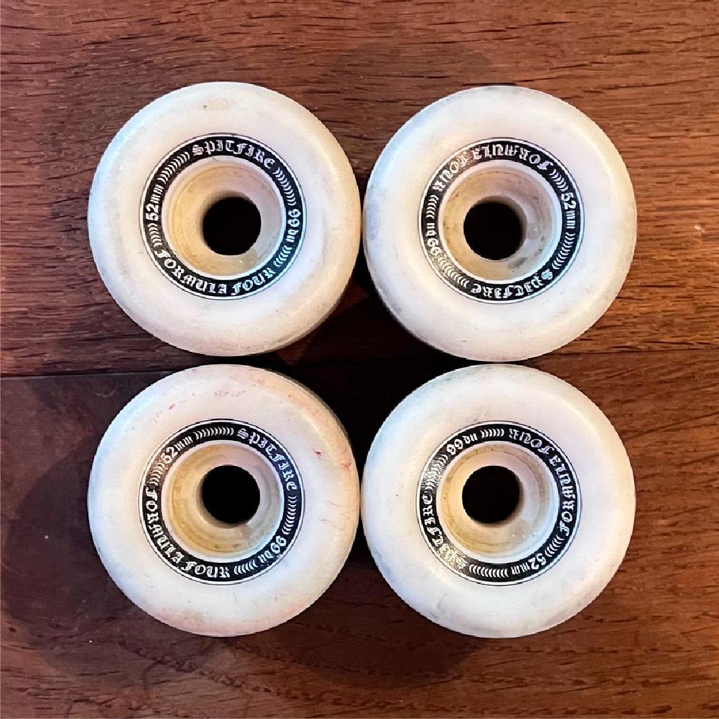 スケートボード Spitfire Formula Four OG Classic 52mm 99