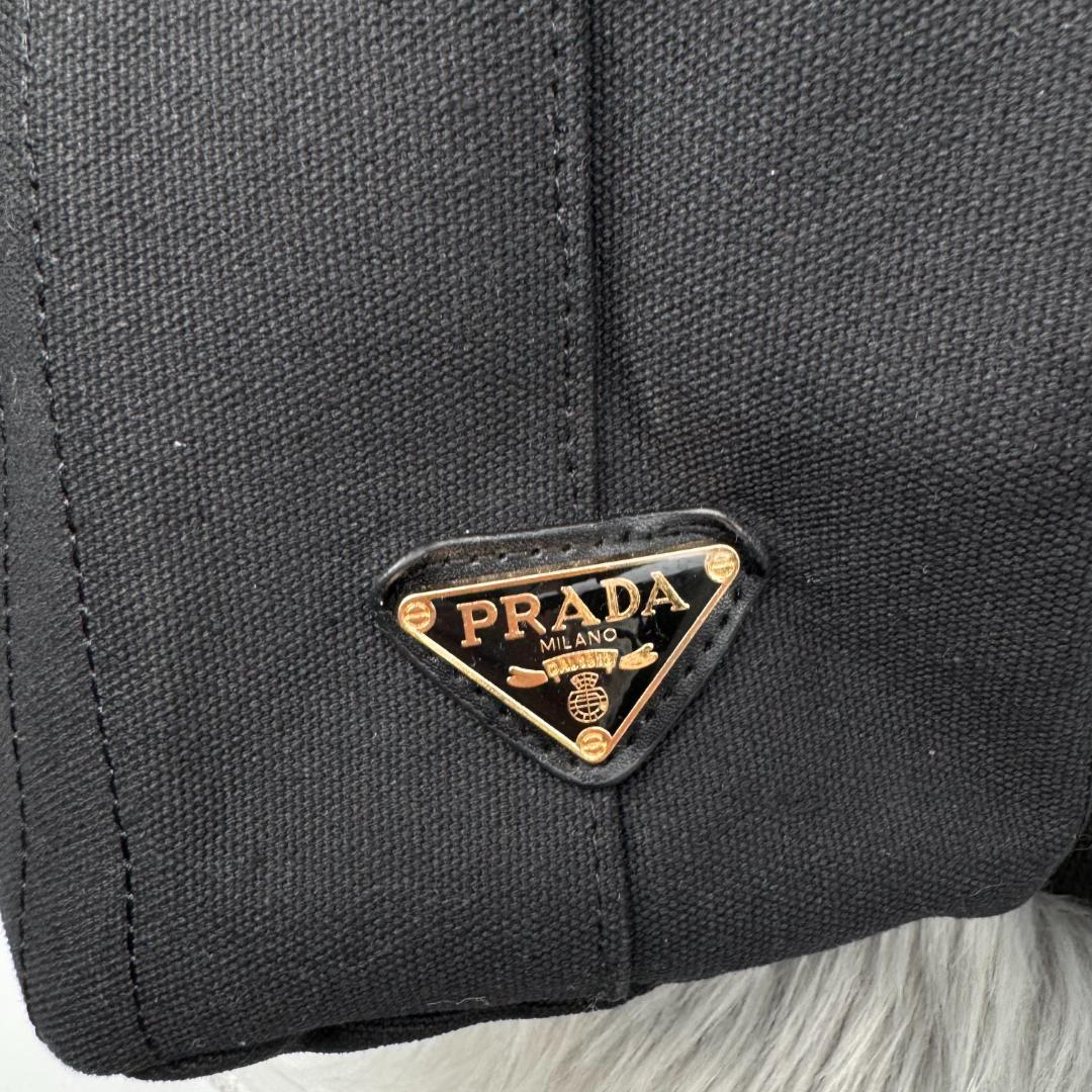 PRADA ブラック トートバッグ