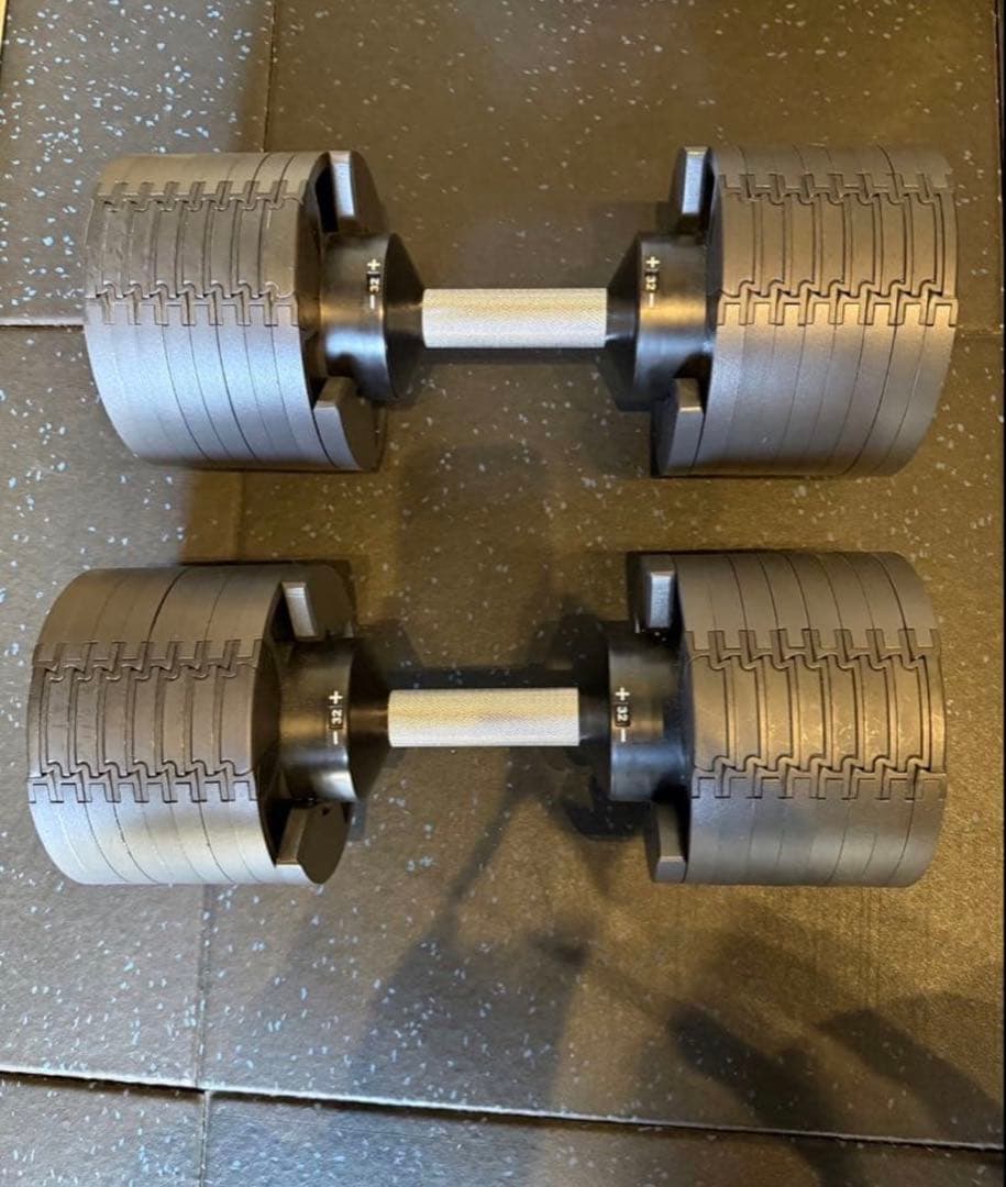 引取り限定 NUO FLEXBELL 可変式ダンベル スタンド付 32kg