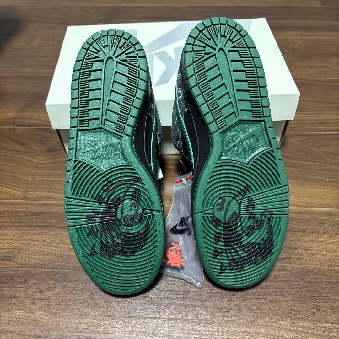スケートボード NIKE SB DUNK