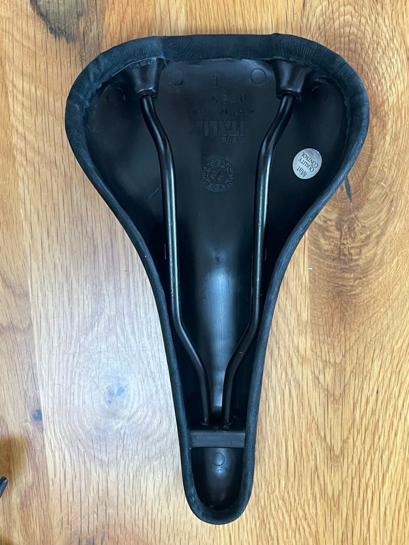 SELLE ITALIA turbo サドル 黒