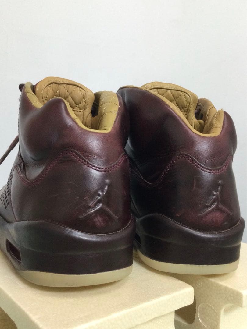 メンズ　スニーカー JORDAN BRAND AIR JORODAN5ボルドー