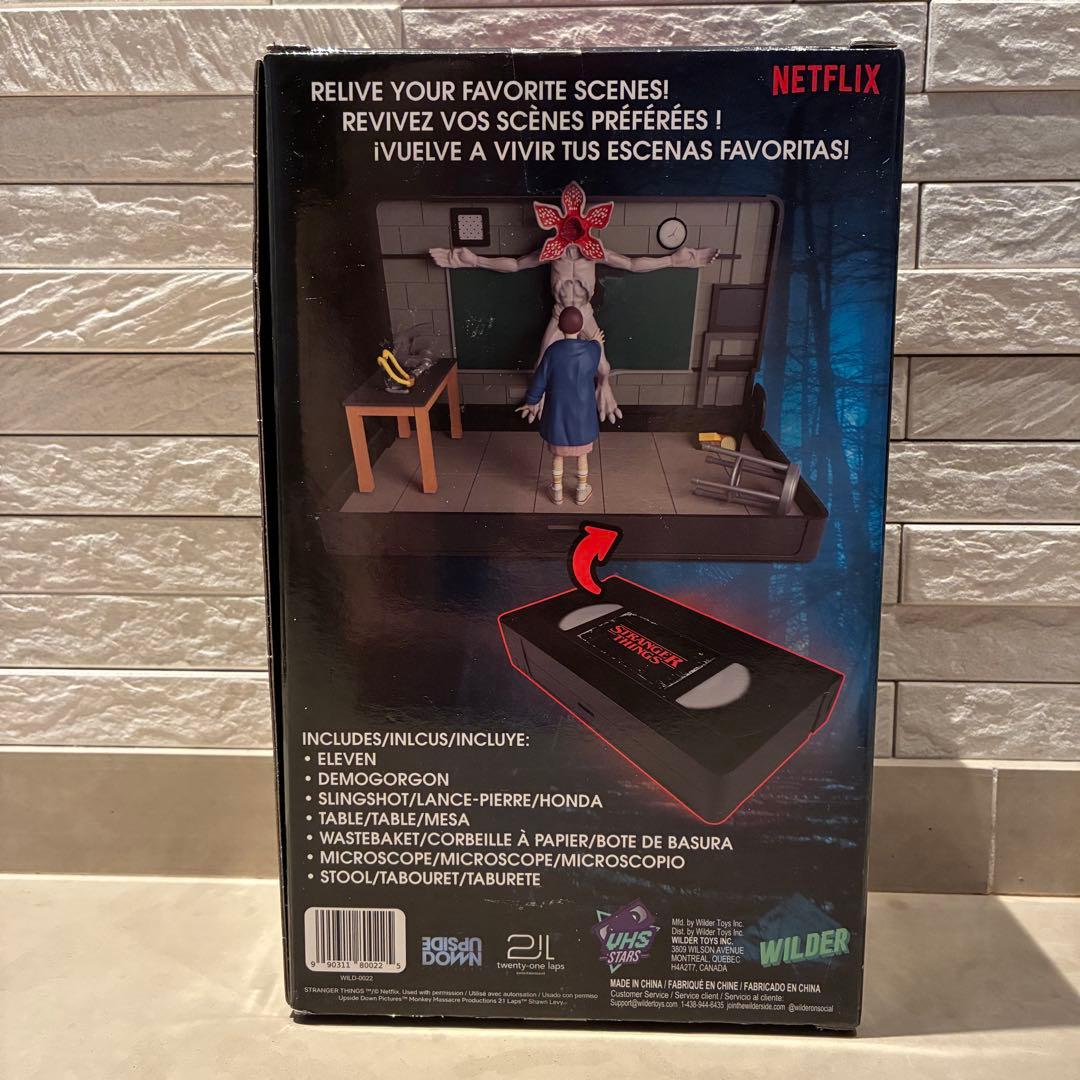 STRANGER THINGS イレブン vs デモゴルゴン VHS ジオラマ