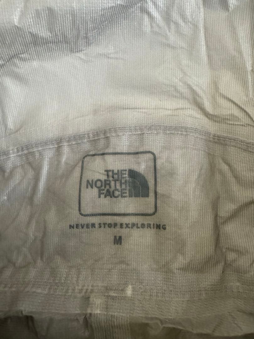 THE NORTH FACE 軽量フード付きウィンドブレーカー イエロー/グレー