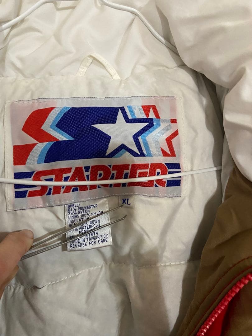 Starter 赤 フード付きジャケット(ベンチコート）