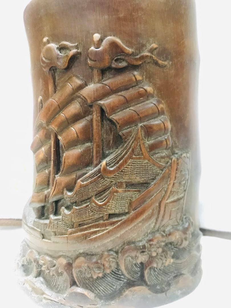 中国古美術　竹根彫　筆筒　，「一帆風順」時代を経た深い艶のある逸品！