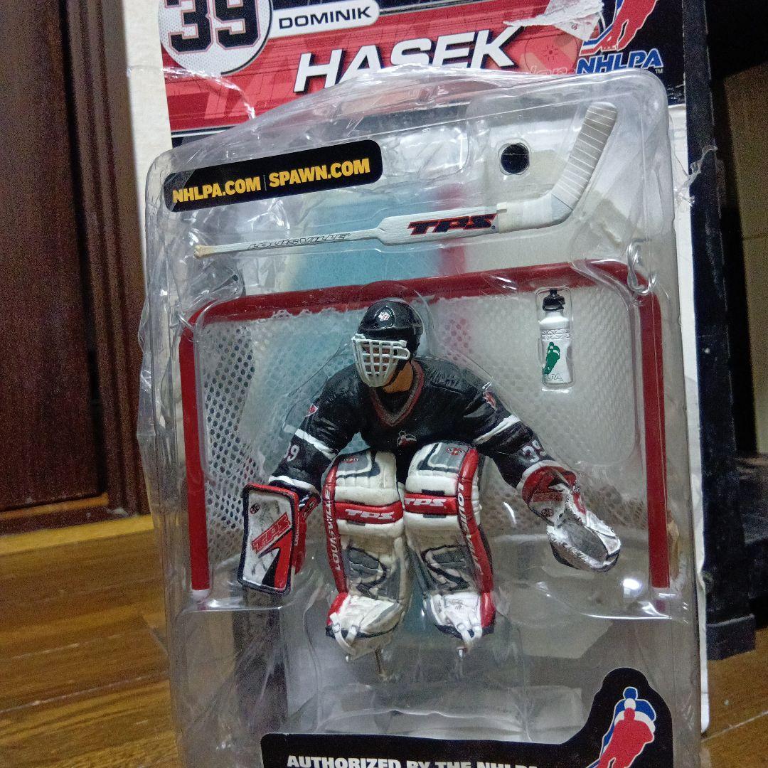 NHL ドミニク・ハシェック マクファーレントイズ