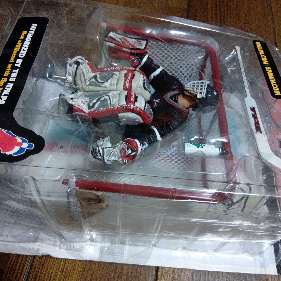 NHL ドミニク・ハシェック マクファーレントイズ