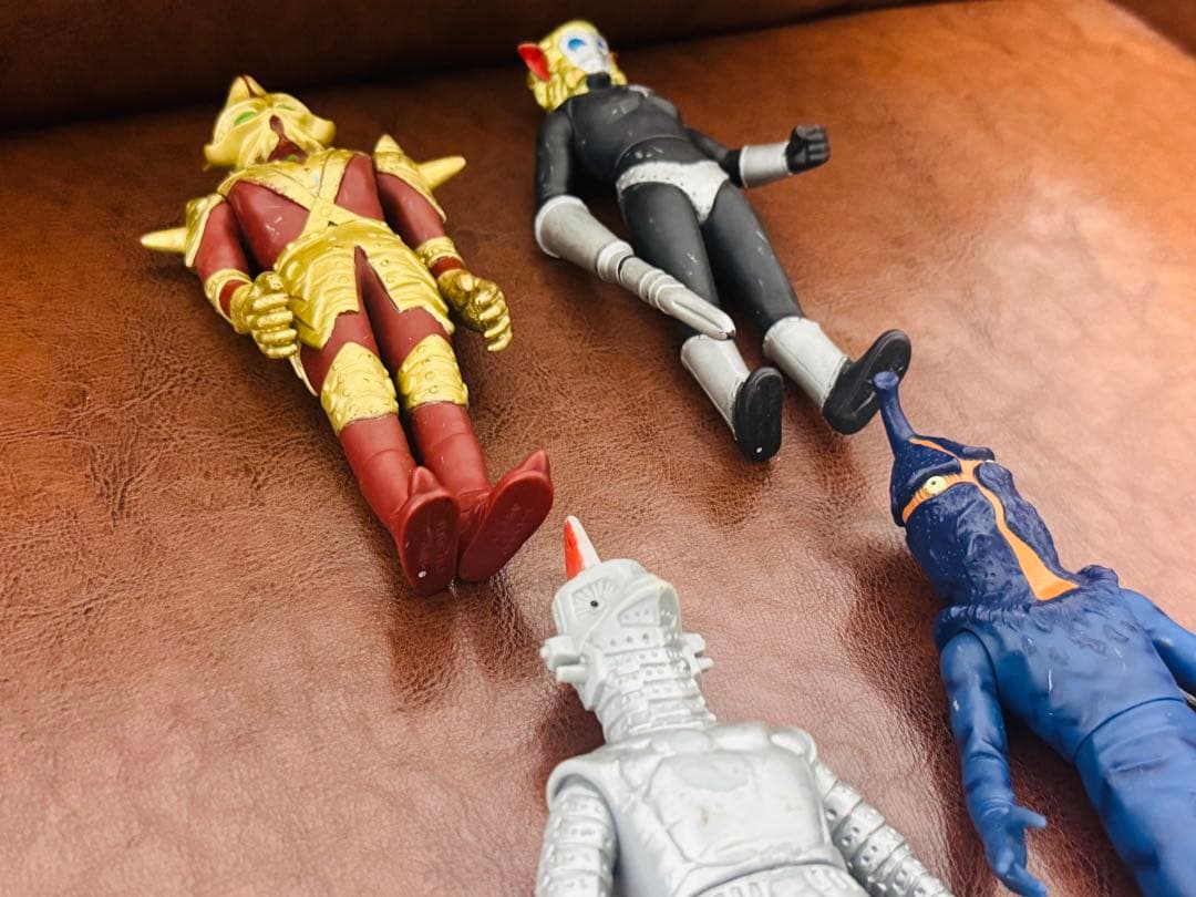 d*3様 ウルトラマンソフビ・怪獣フィギュアなどまとめ売り