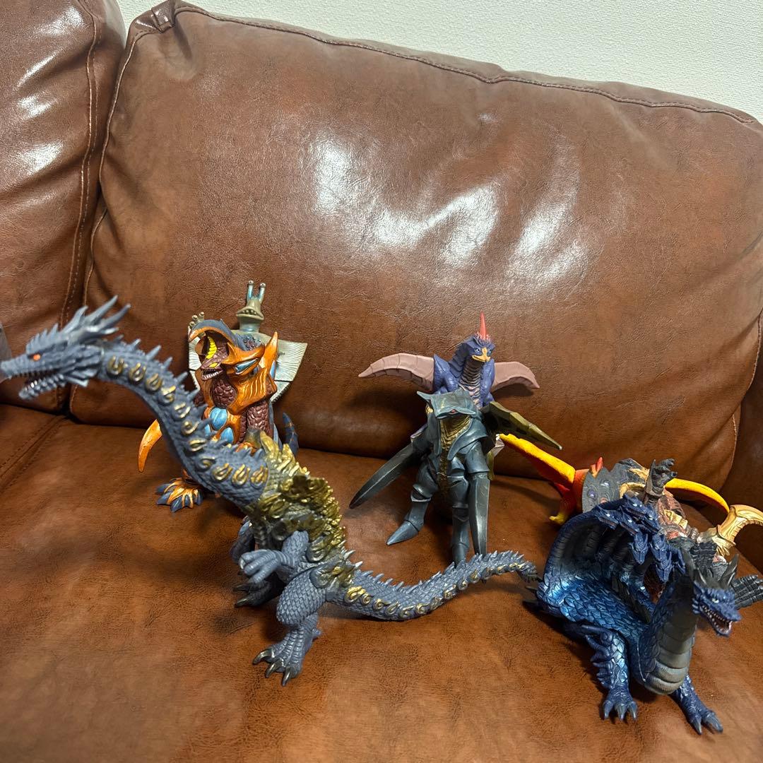 d*3様 ウルトラマンソフビ・怪獣フィギュアなどまとめ売り