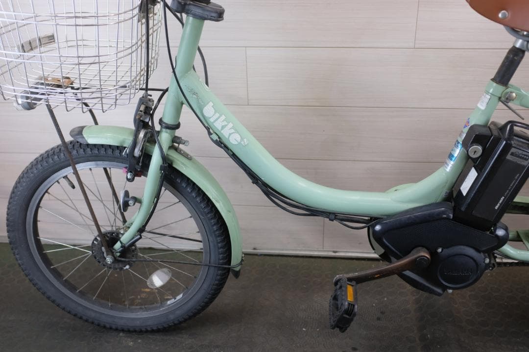 電動自転車 ブリヂストン製　BIKKEⅡ　 20インチ 3段変速 8.7Ah