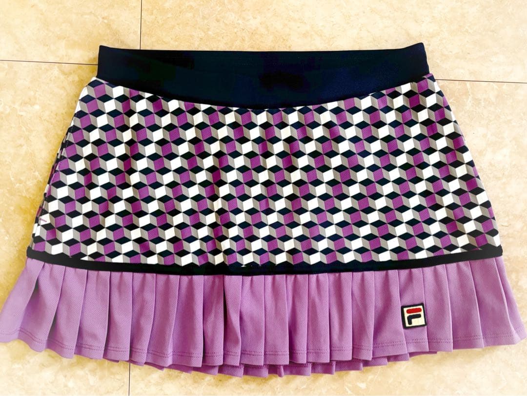 【美品】FILA テニスレディースゲームシャツ、スコートのセット&サンバイザー