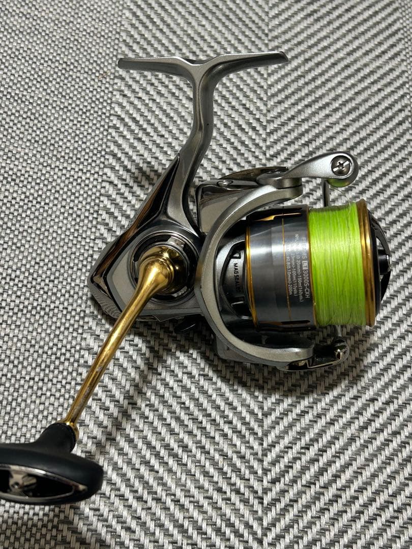 フリームス18 LT3000S-CXH スピニングリール