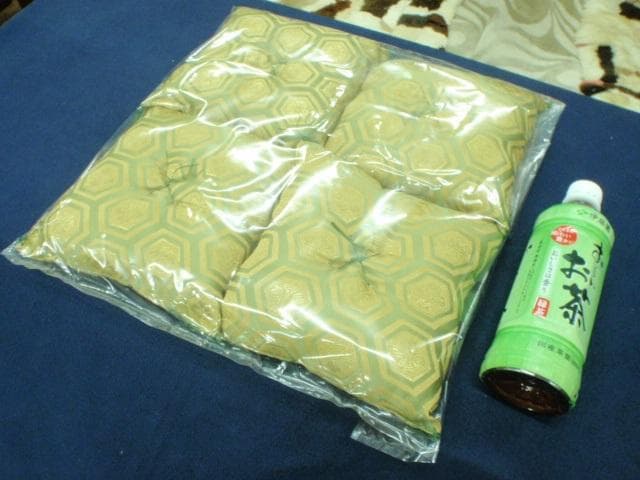 国産♪新品 20ｃｍ角 座敷机 ちゃぶ台用小座布団 座卓足敷きふとん 大