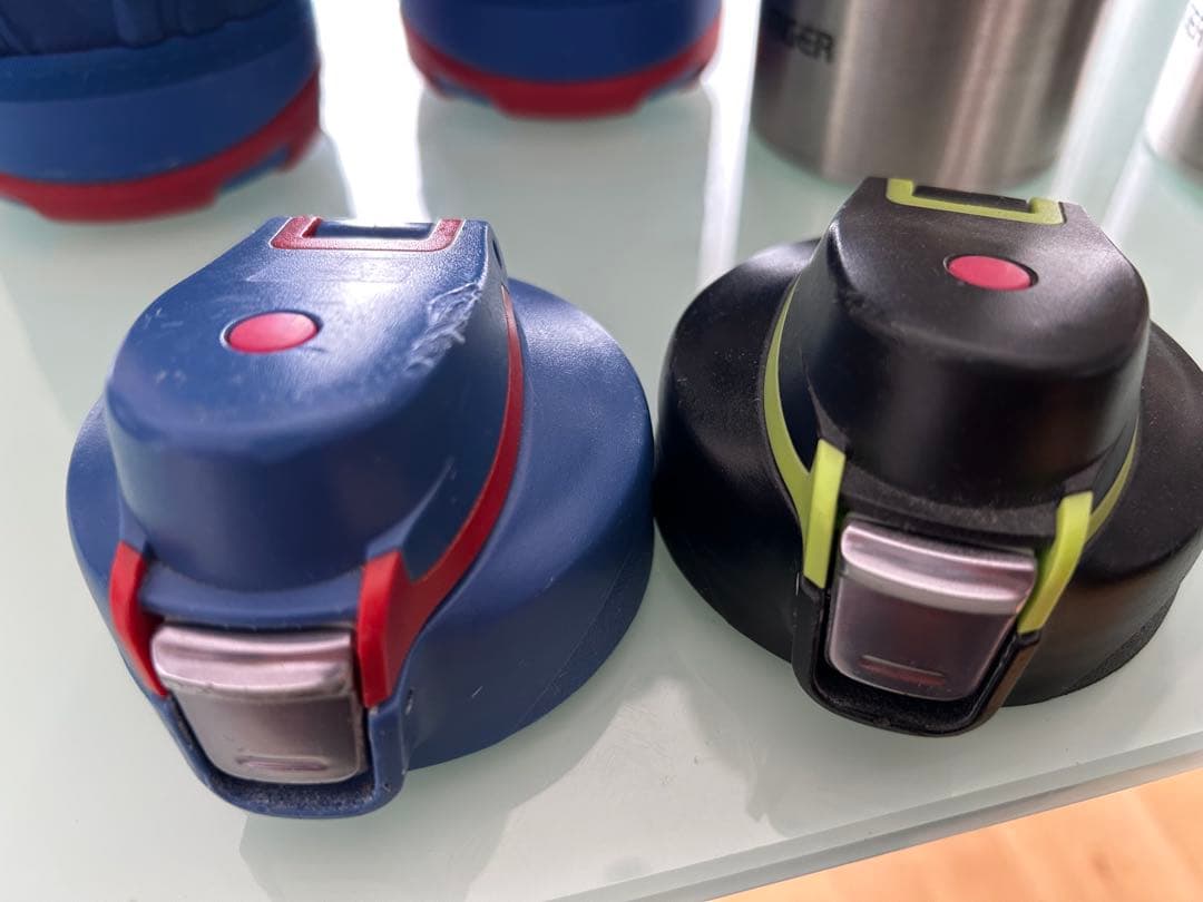 サーモス、タイガー　水筒　まとめ売り　サハラ