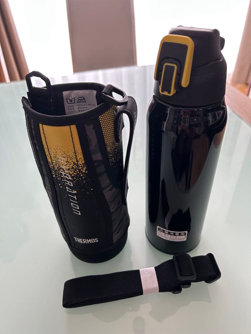 サーモス、タイガー　水筒　まとめ売り　サハラ