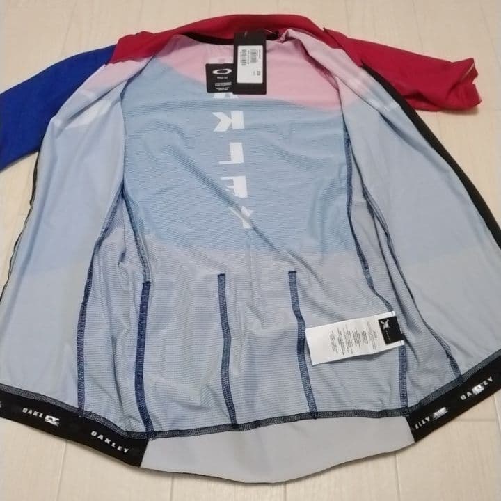 【新品】オークリーAERO JERSEY