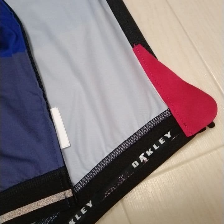 【新品】オークリーAERO JERSEY