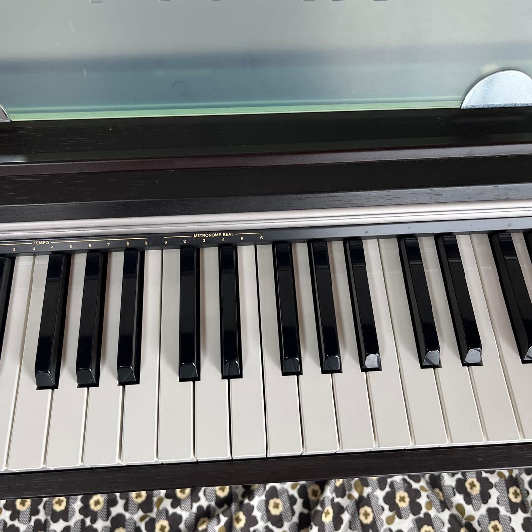 電子ピアノ CASIO Privia PX-700 88鍵盤 送料込み