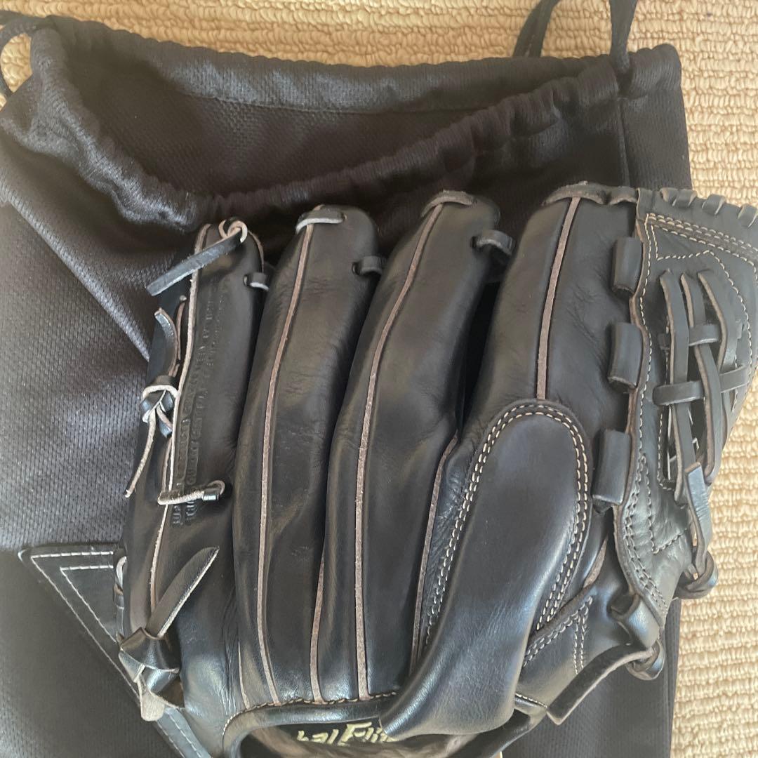 Mizuno Global Elite ブラック 軟式グローブ 右投げ用