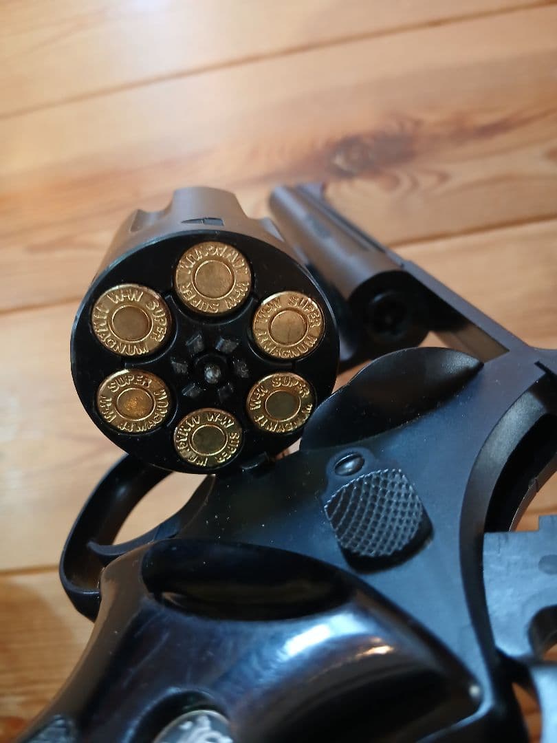 Smith & Wesson リボルバー　造るモデルガン
