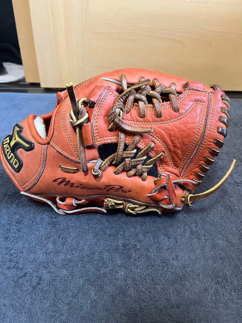 ミズノプロ硬式グローブ内野手用