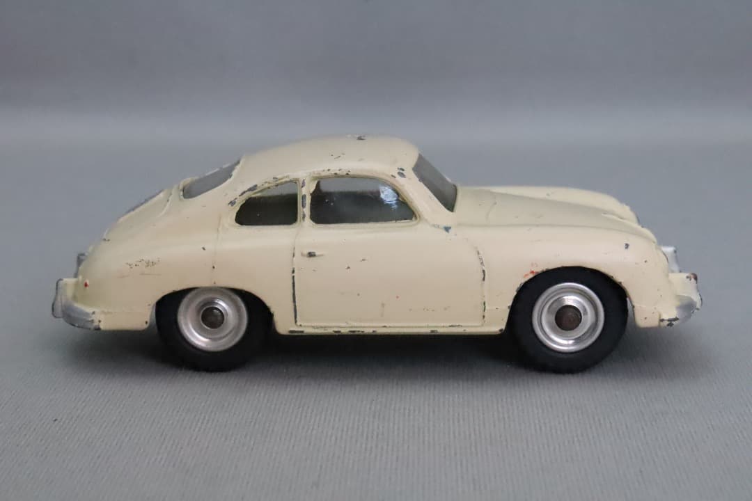【当時物】ディンキー No.182 ポルシェ 356A　1/43スケール