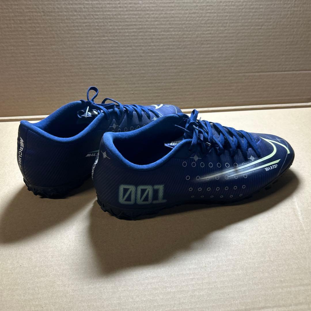 ナイキマーキュリアル　サッカーシューズ　フットサル　トレシューtf ２７センチ