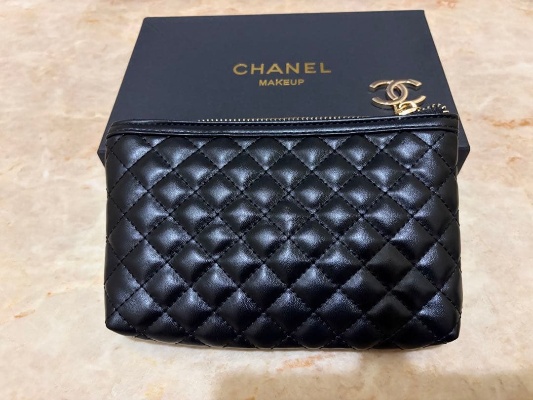 新品未使用 CHANEL ブラック キルティング ノベルティ