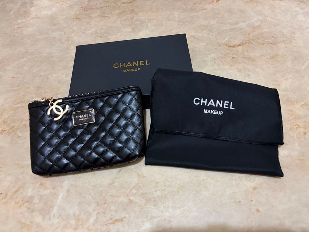 新品未使用 CHANEL ブラック キルティング ノベルティ