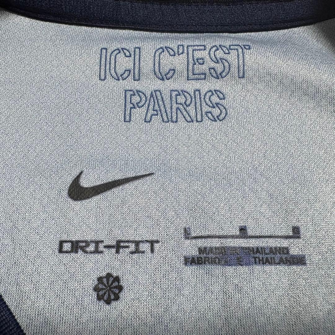 PSG　パリ市内公式ストア購入　クヴァラツヘリア